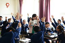 日屄免费视频君谊中学“新初中”